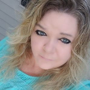 Meet your Posher, Stef